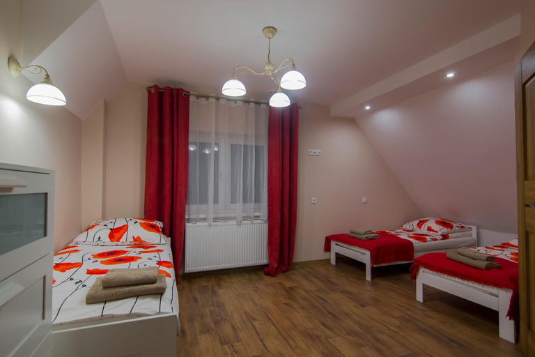 Others 4, Bacowka na Zadzielu, Bochnia