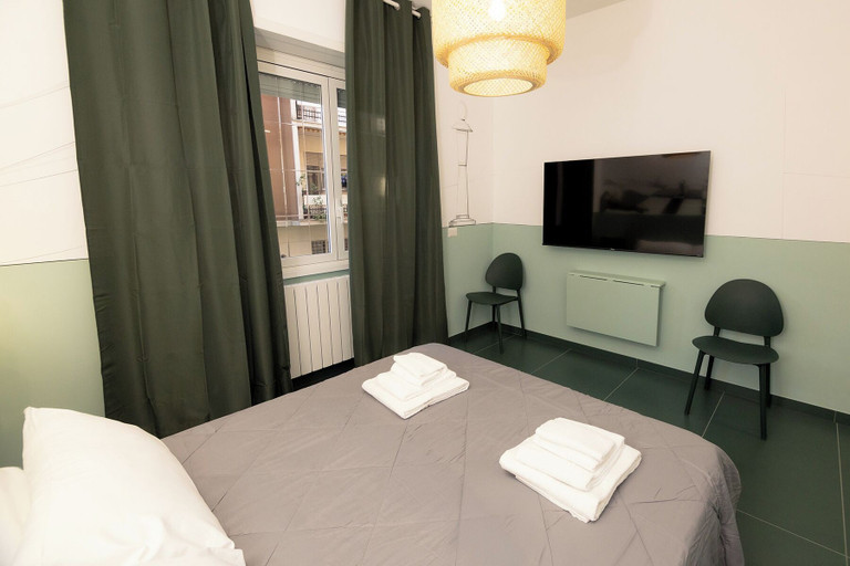 Bedroom 4, O Effe Games Vatican, Roma