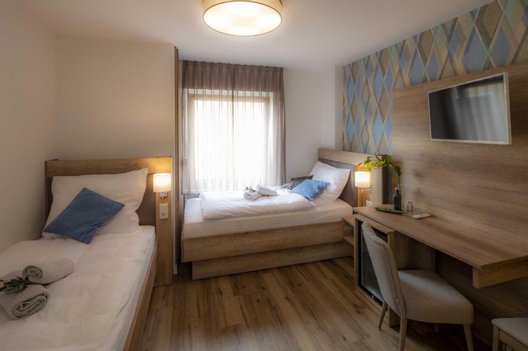 Bedroom 4, Mato One Zimmervermietung, Hochsauerlandkreis