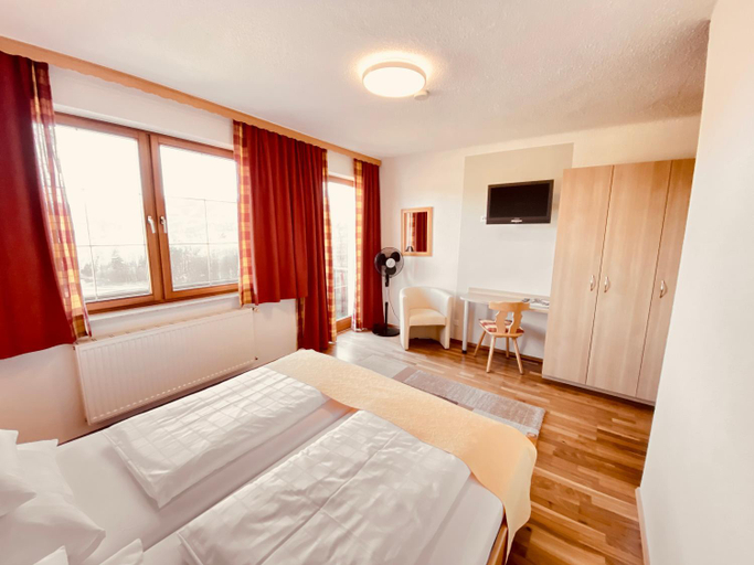 Bedroom 2, Gasthof zum Moosmann - Familie Pachernigg, Leibnitz