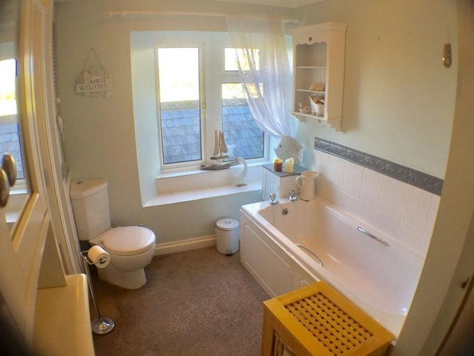 Others 4, Polean Farm Cottages, Cornwall