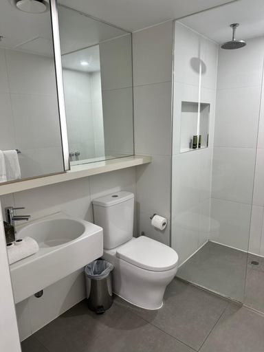 Bathroom 4, Adele Apartment Hotel East Melbourne, Melbourne