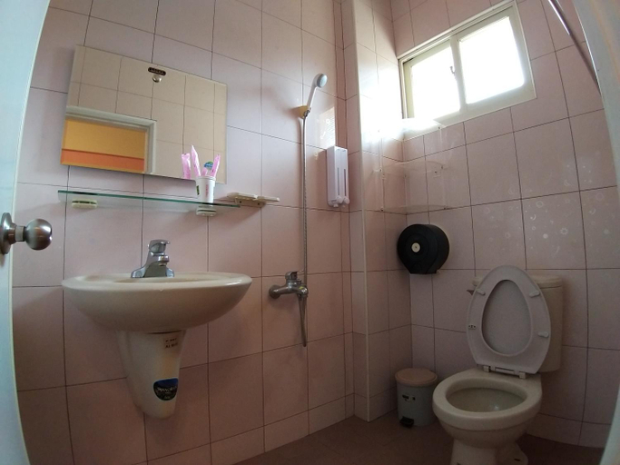 Bedroom 2, 200km Away From Home Homestay, Penghu
