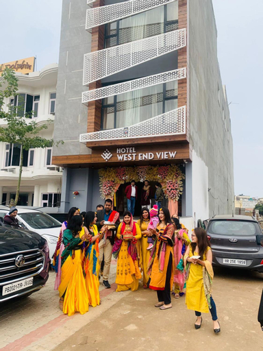 Hotel West End View A Unit of Hotel SC Residency, Sahibzada Ajit Singh Nagar