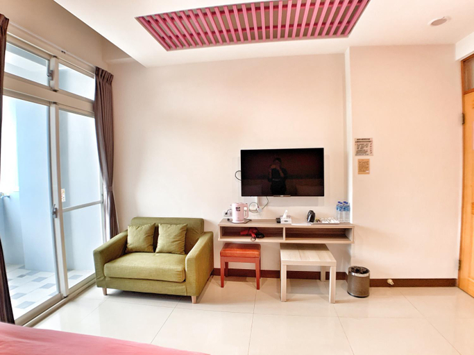 Others 3, The Sunny Homestay, Nantou