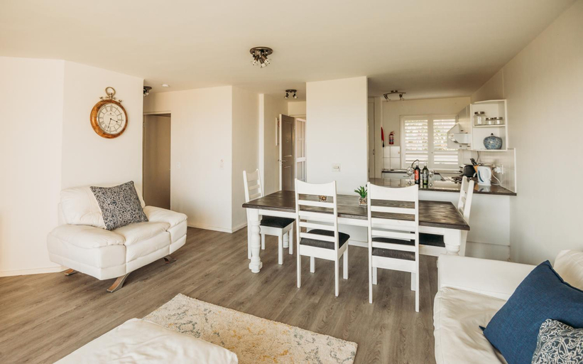 Others 5, Voir la Mer - Blouberg Beach, City of Cape Town