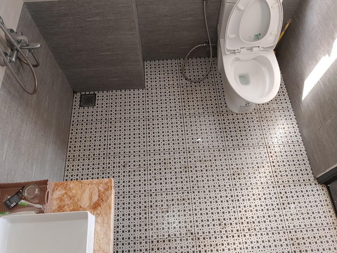 Bathroom 3, Thuong Da Riverside Homestay, Da Nang