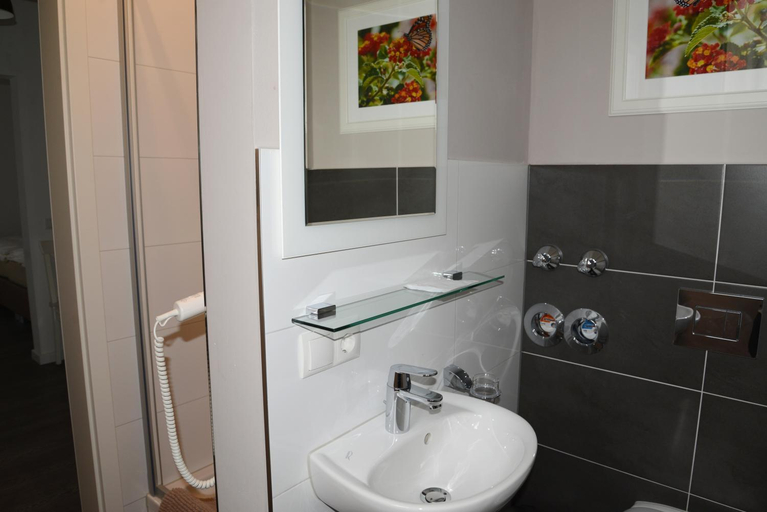 Bathroom 6