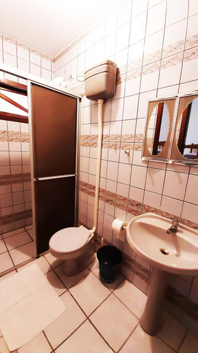 Bathroom 3, Hotel Praia Grande, Penha