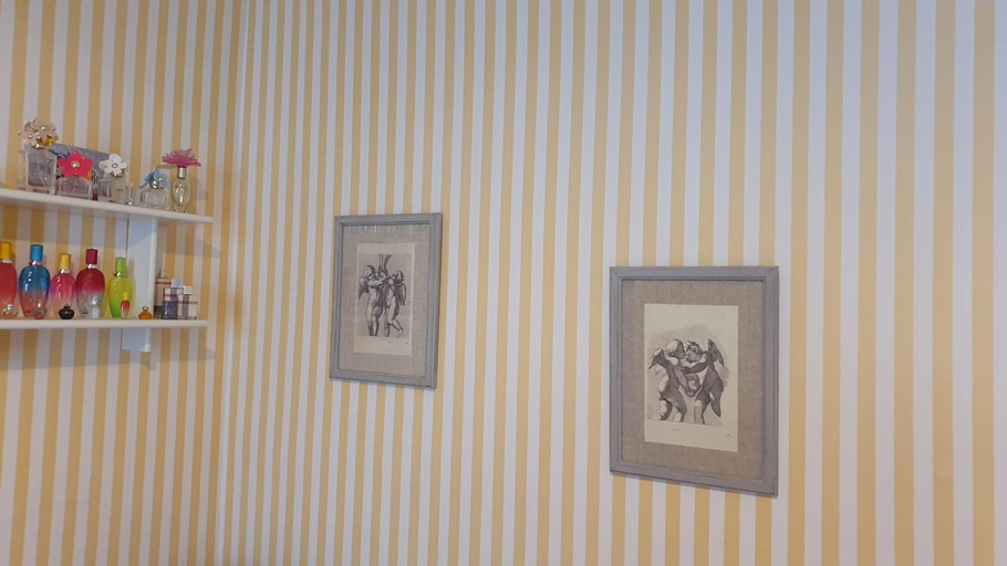 Others 5, La maison d`hotes de Constance, Sarthe