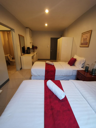 Bedroom 9