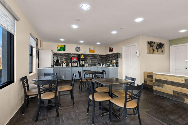 Restaurant 1, Quality Inn Monroe, Walton