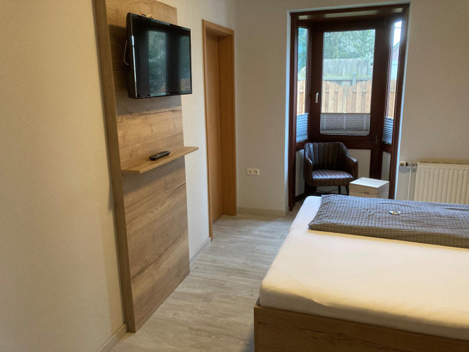 Bedroom 2, Nordseehotel Eymers, Cuxhaven