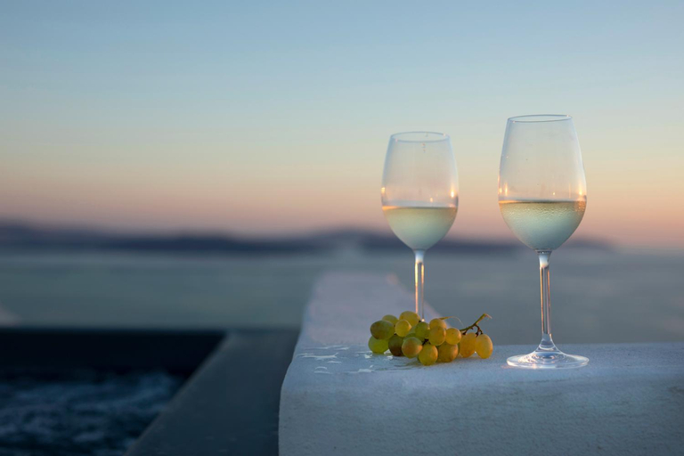 Food & Drinks, ArmonOia Suites Santorini, South Aegean