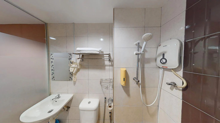 Bedroom 5, Twin Hotel, Kuala Lumpur