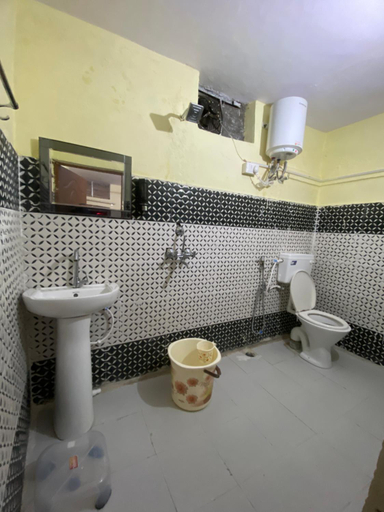 Bedroom 1, Only Cafe, Rudraprayag