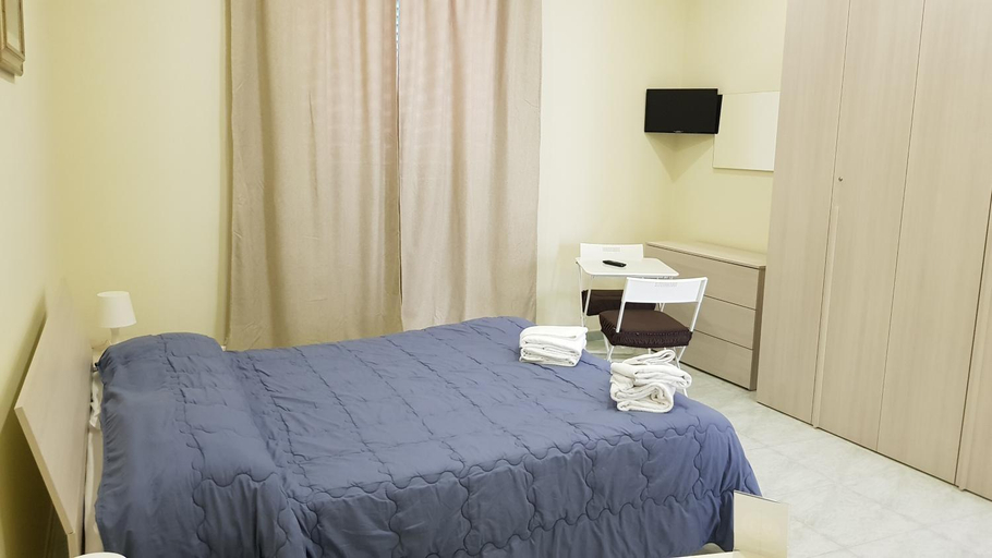 Bedroom 2, A due passi da Dante, Napoli