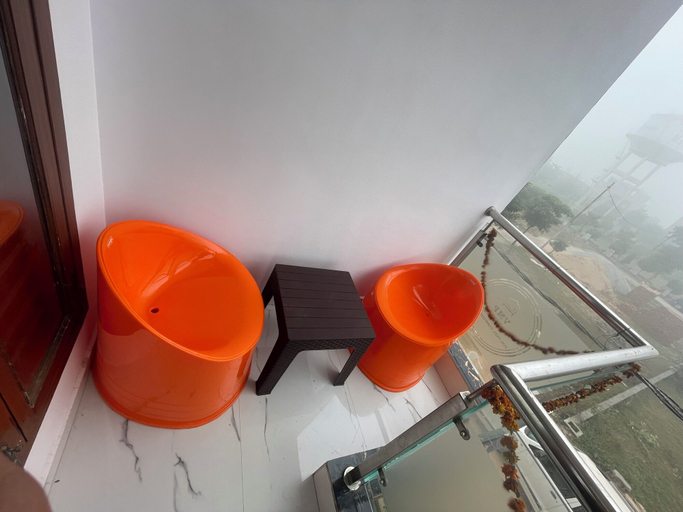 Bathroom 4, VMP Villa, Agra
