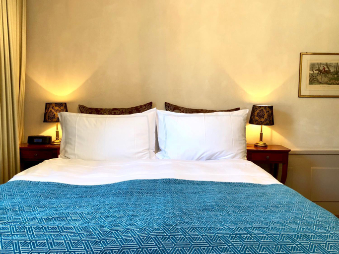 Bedroom 9