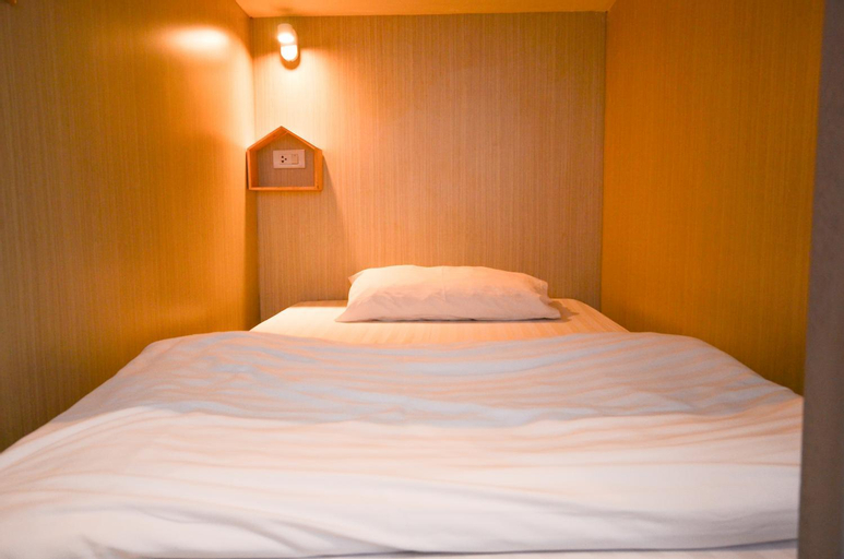 Bedroom 23