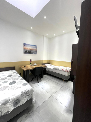 Others 4, Stadtpension Heilbronn, Heilbronn