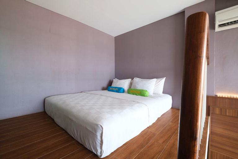 Bedroom 21