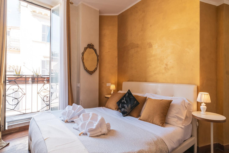 Others 5, Golden Rooms Piazza di Spagna, Roma