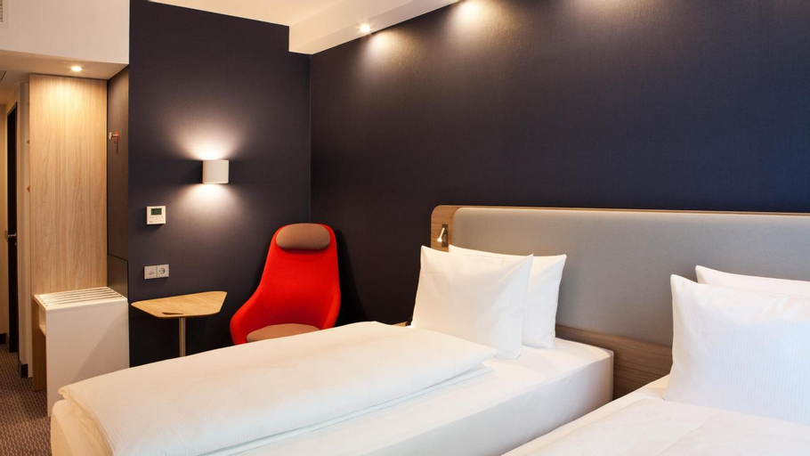 Bedroom 10