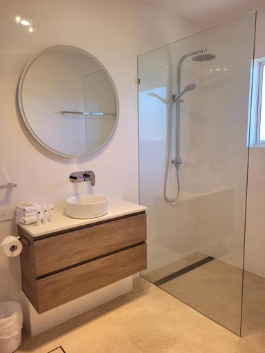 Bathroom 4, South Pacific Resort & Spa, Noosa - Noosa-Noosaville
