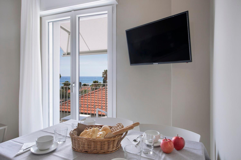 Others 4, Residence Dolcemare, Savona