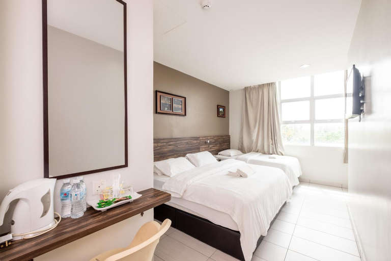 Bedroom 16
