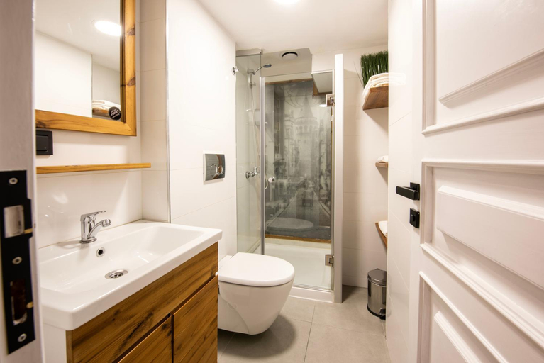 Bathroom 5, Bguest Pera Suites, Beyoğlu