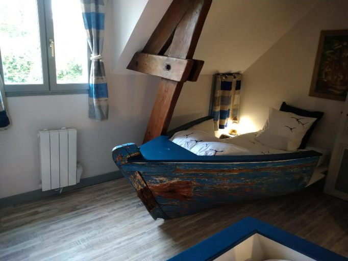 Others 2, La Ferme Oasis, Oise