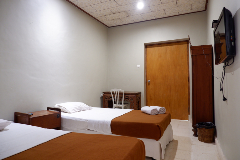 Bedroom 3, JH Hotel Dinoyo, Surabaya