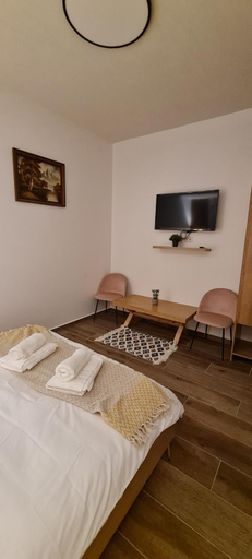 Bedroom 3, Astra Hermon Zimmer