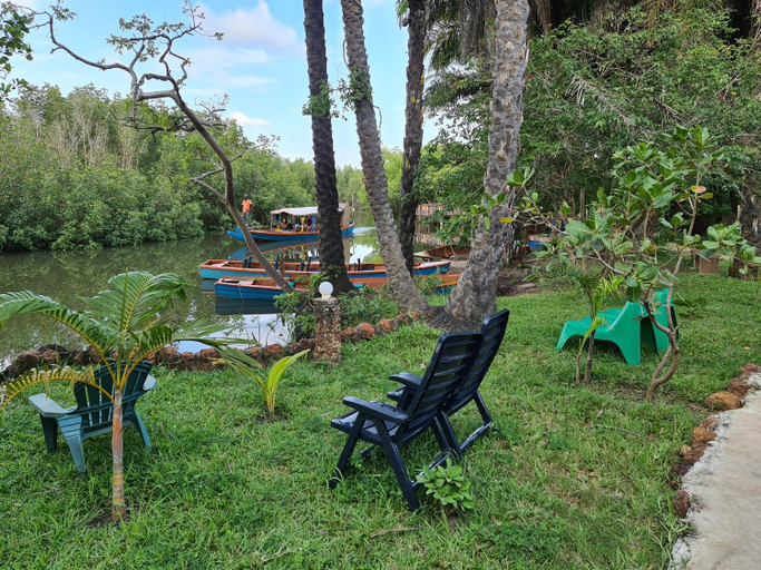 Others 3, AbCa's Creek Lodge, Foni Bintang Karanai