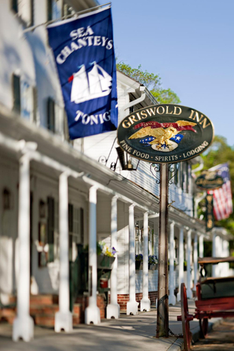 Others 5, The Griswold Inn, Middlesex