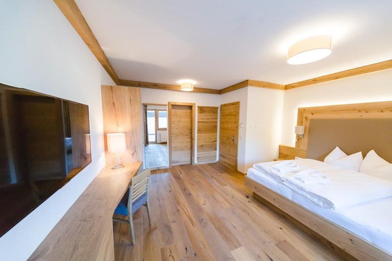 Bedroom 3, Hotel Giessenbach, Schwaz