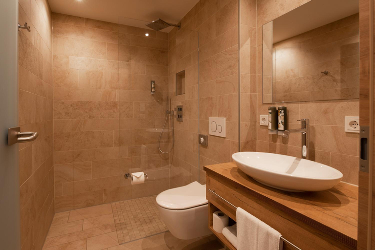 Bathroom 5