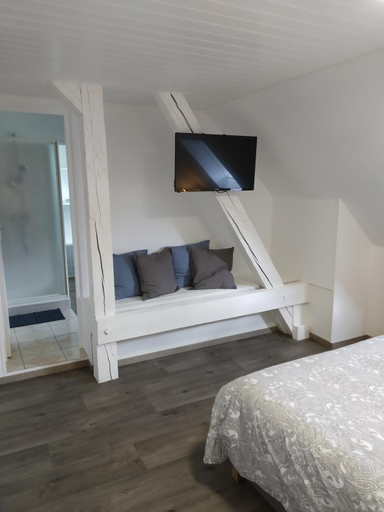 Bedroom 3, RESTAURANT hebergement "Relais de la poste", Haut-Rhin
