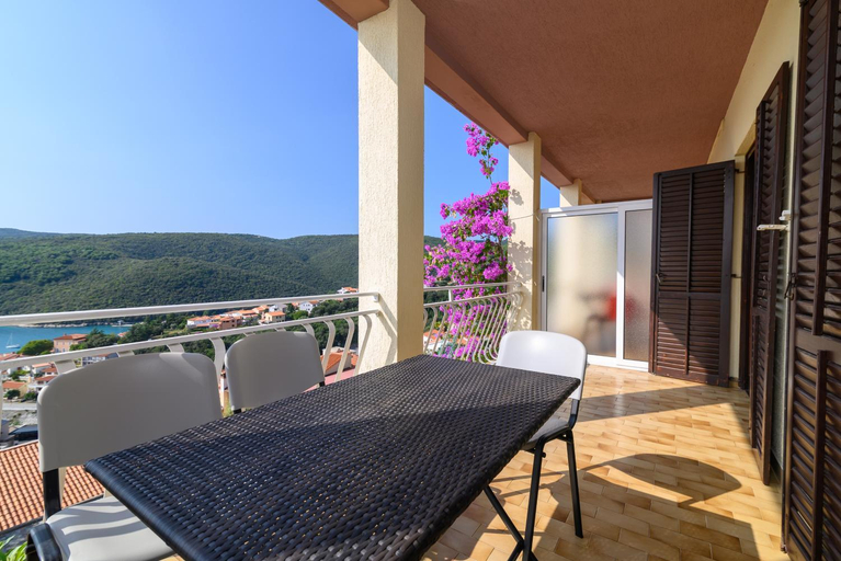 Others 5, Apartments with parking space Rabac, Labin - 19055, Labin