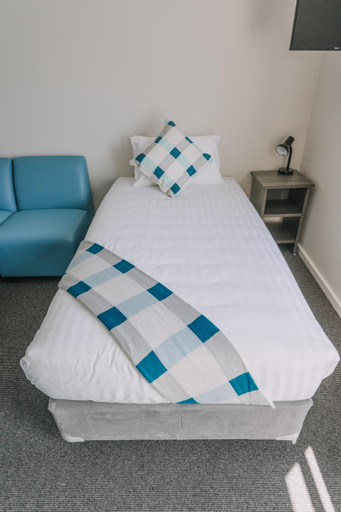 Bedroom 12