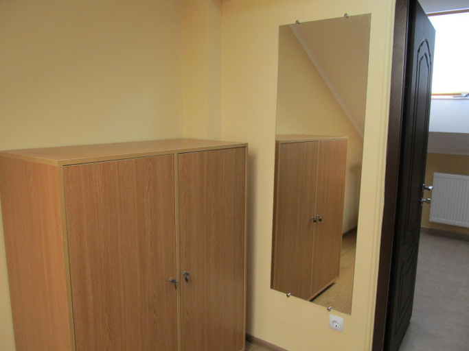 Others 3, Mini-hotel Na Pidgradskiy, Uzhhorods'ka
