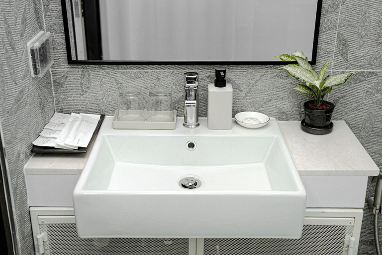Bathroom 4, The Horizon Groove Hotel, Muang Phitsanulok