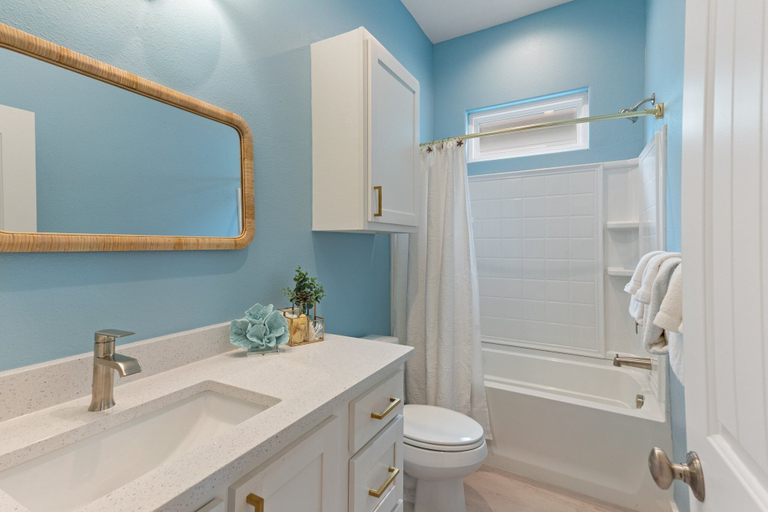 Bathroom 4, Palm Beach! Private Pool - Boardwalk - Game Room!, Nueces