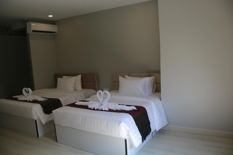 Bedroom 9