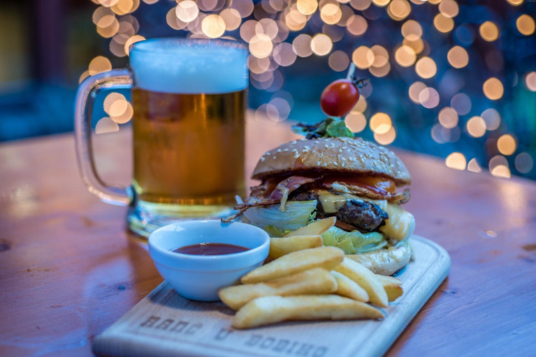 Food & Drinks 5, Rezort u Bobiho, Levice