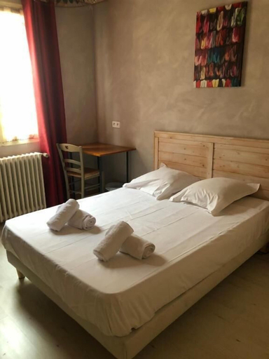 Bedroom 3, hotel francois 1er, Alpes-de-Haute-Provence