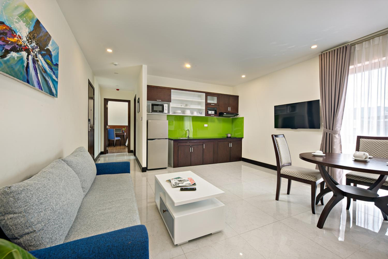 Dining Room 9