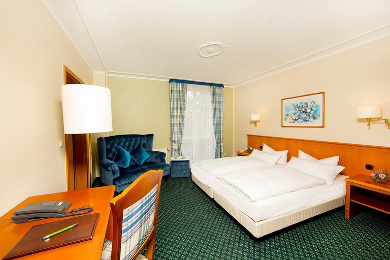 Bedroom 2, Hotel Kronprinz, Vorpommern-Greifswald